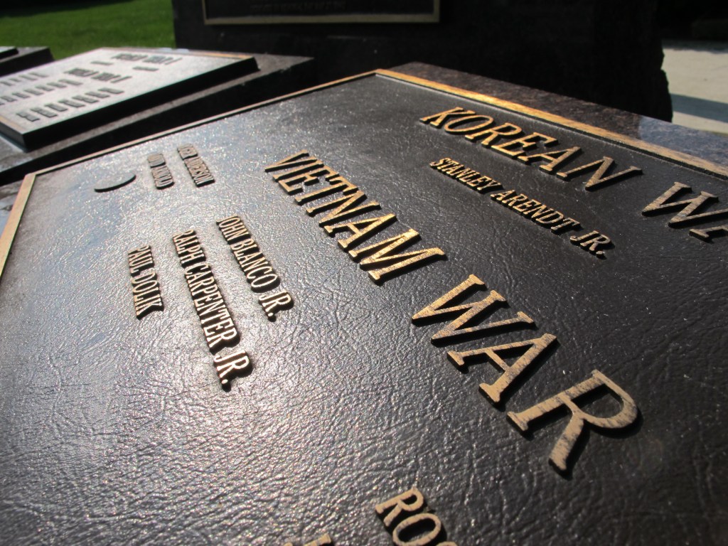 Fallen soldiers memorial at Palatine Square